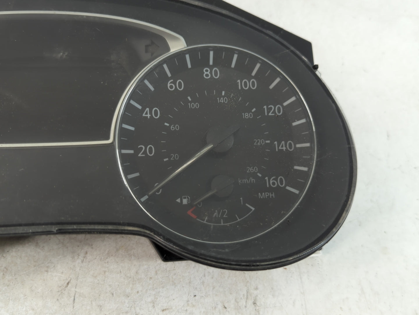 2016-2017 Nissan Altima Instrument Cluster Speedometer Gauges P/N:24810 9HS8A Fits Fits 2016 2017 OEM Used Auto Parts - Oemu