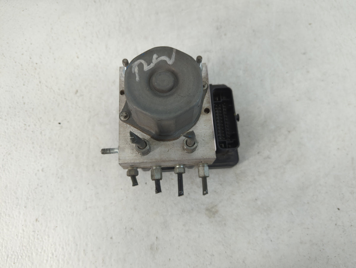 2016-2017 Nissan Altima Anti-Lock Brake ABS Pump Module Actuator OEM P/N:47660 9H60A Fits Fits 2016 2017 OEM Used Auto Parts