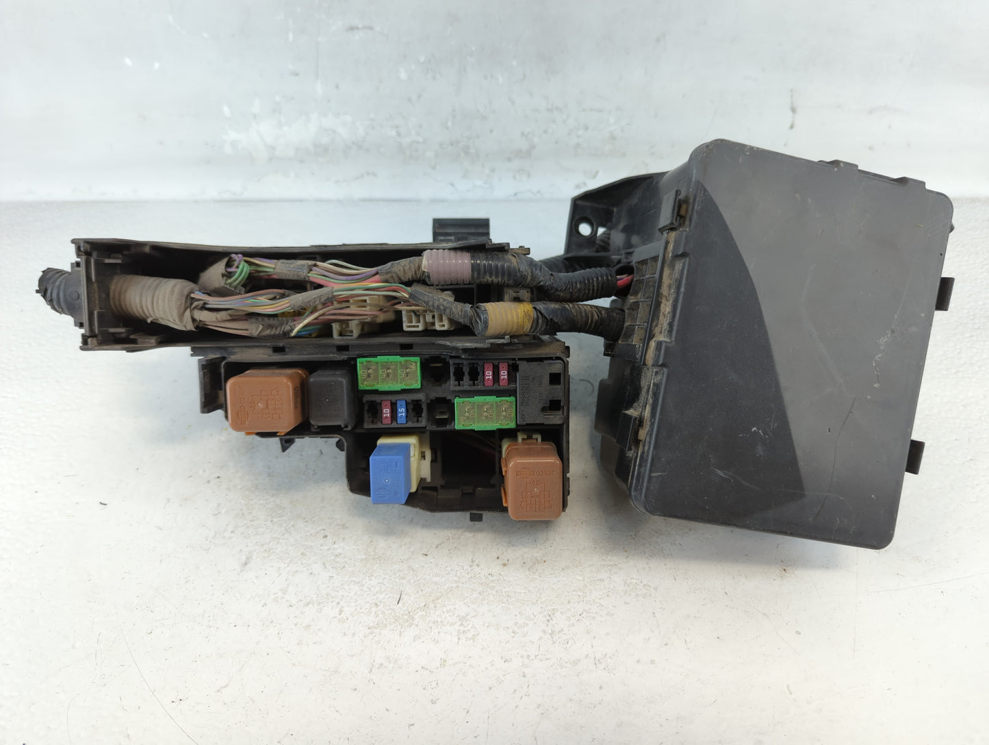 2016 Nissan Altima Fusebox Fuse Box Panel Relay Module P/N:7254-5763-30 Fits OEM Used Auto Parts - Oemusedautoparts1.com