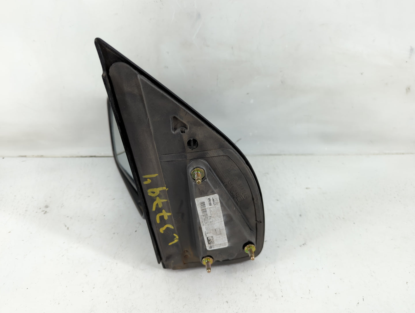 2005-2021 Nissan Frontier Driver Side View Mirror - Left Door Mirror OEM Used - Oemusedautoparts1.com