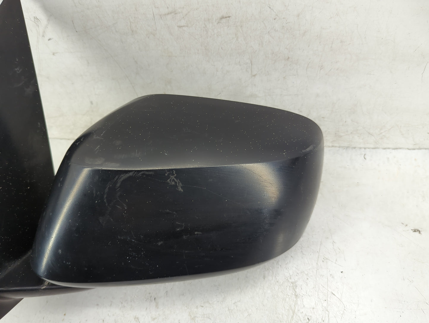 2005-2021 Nissan Frontier Driver Side View Mirror - Left Door Mirror OEM Used - Oemusedautoparts1.com