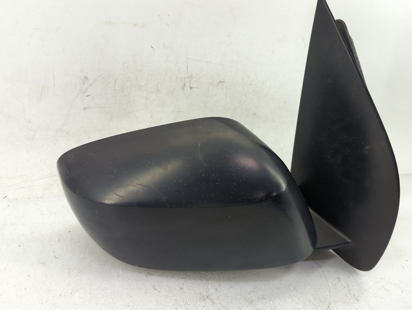 2005-2021 Nissan Frontier Passenger Side View Mirror - Right Door Mirror OEM Used - Oemusedautoparts1.com