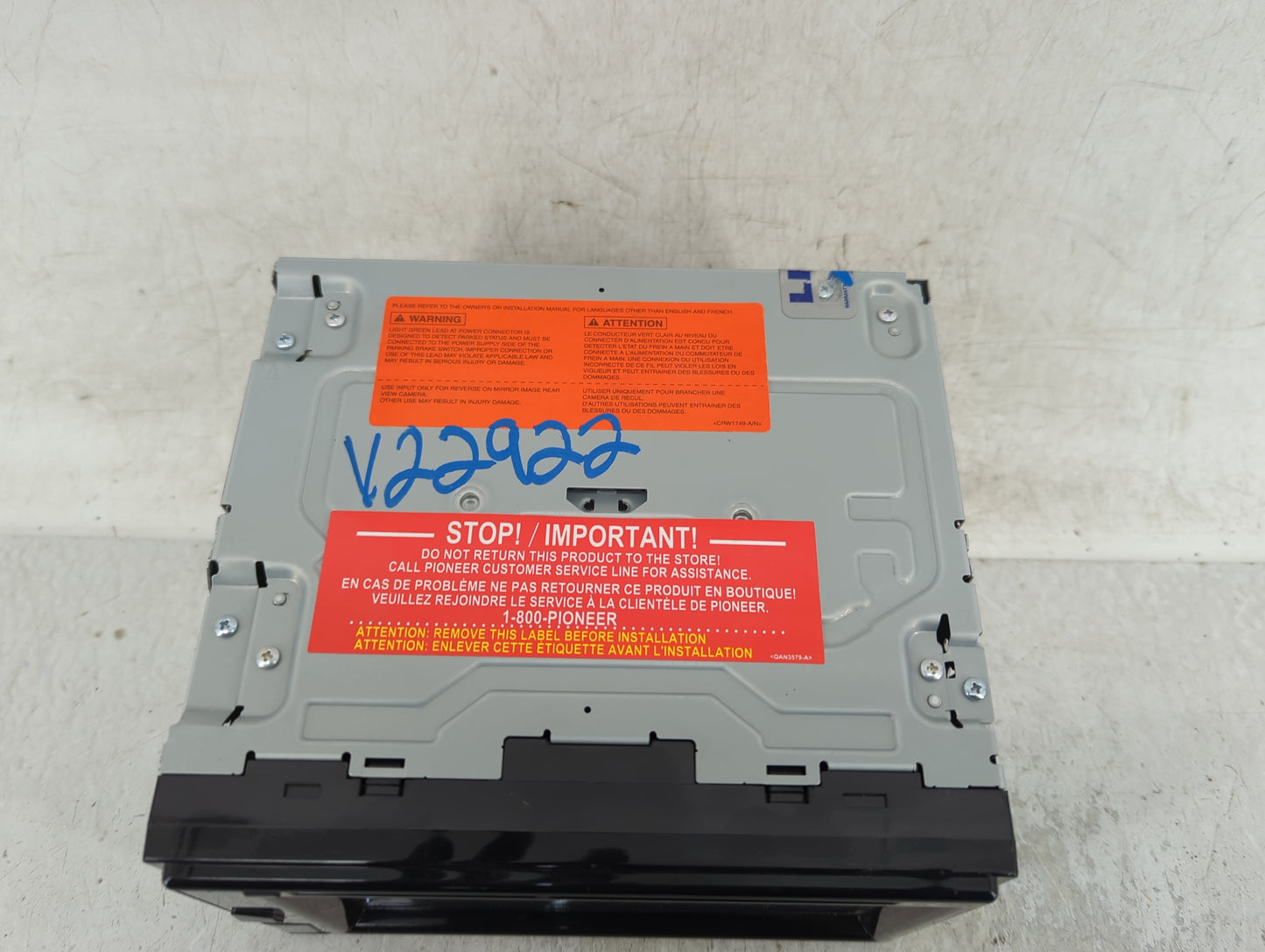 2016 Nissan Frontier Radio AM FM Cd Player Receiver Replacement P/N:AVH-G225BT 6.2" Fits OEM Used Auto Parts - Oemusedautopa
