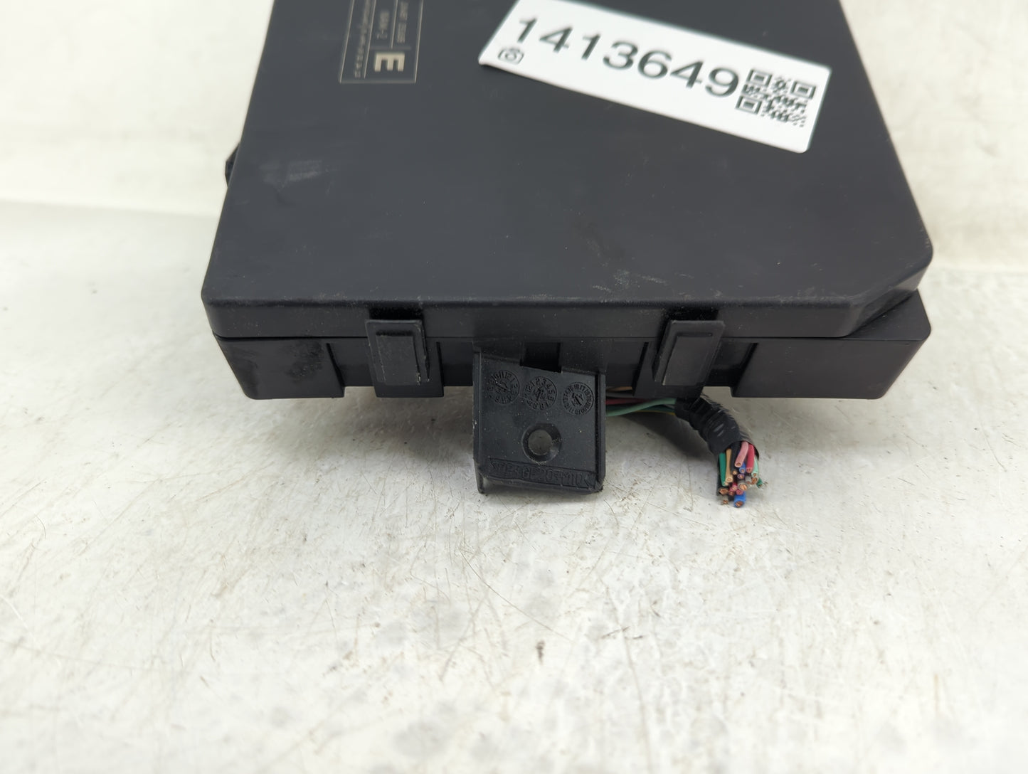 2010-2022 Nissan Frontier Fusebox Fuse Box Panel Relay Module Fits OEM Used Auto Parts - Oemusedautoparts1.com