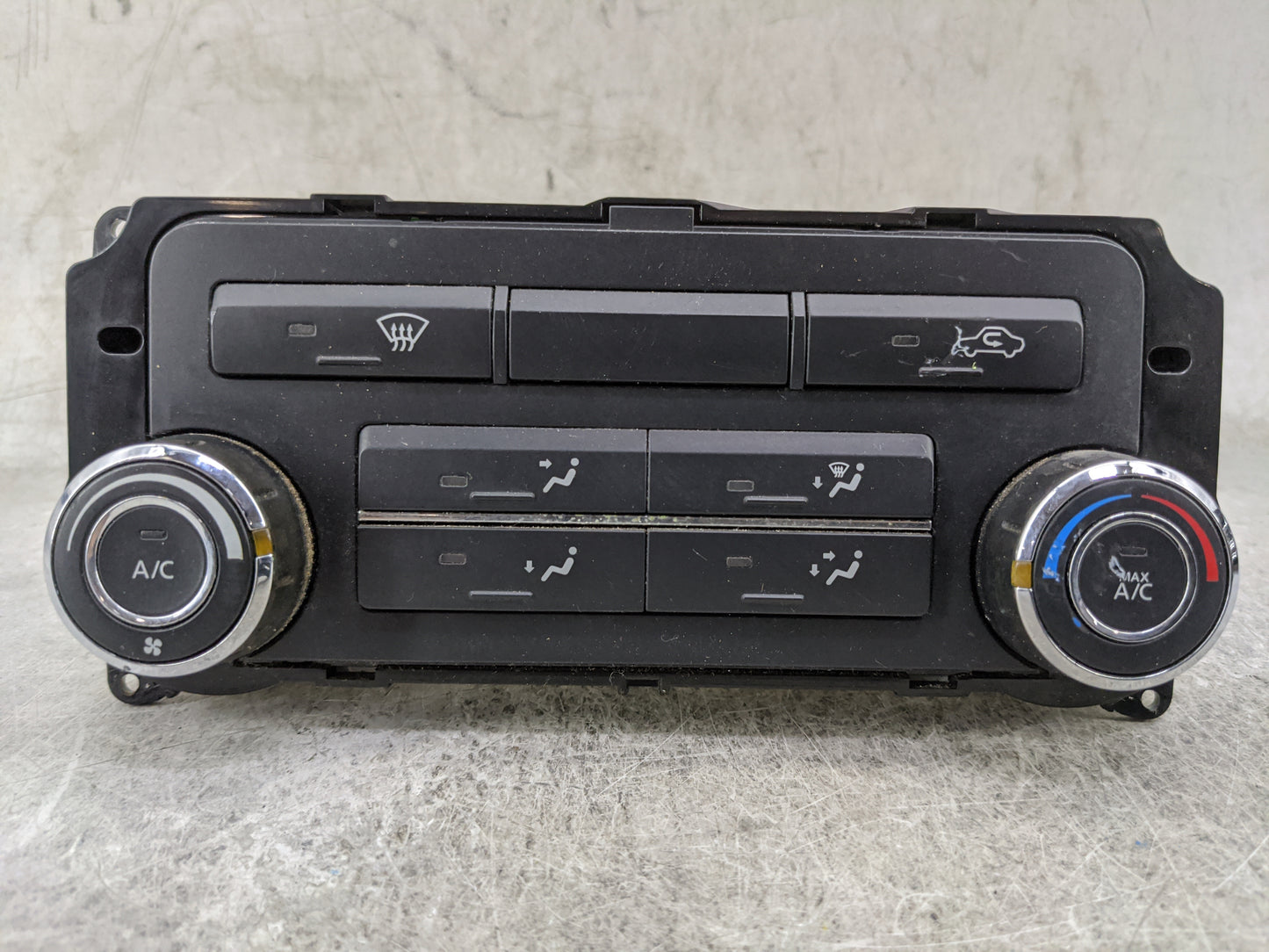 2016 Nissan Frontier Radio Control Panel - Oemusedautoparts1.com