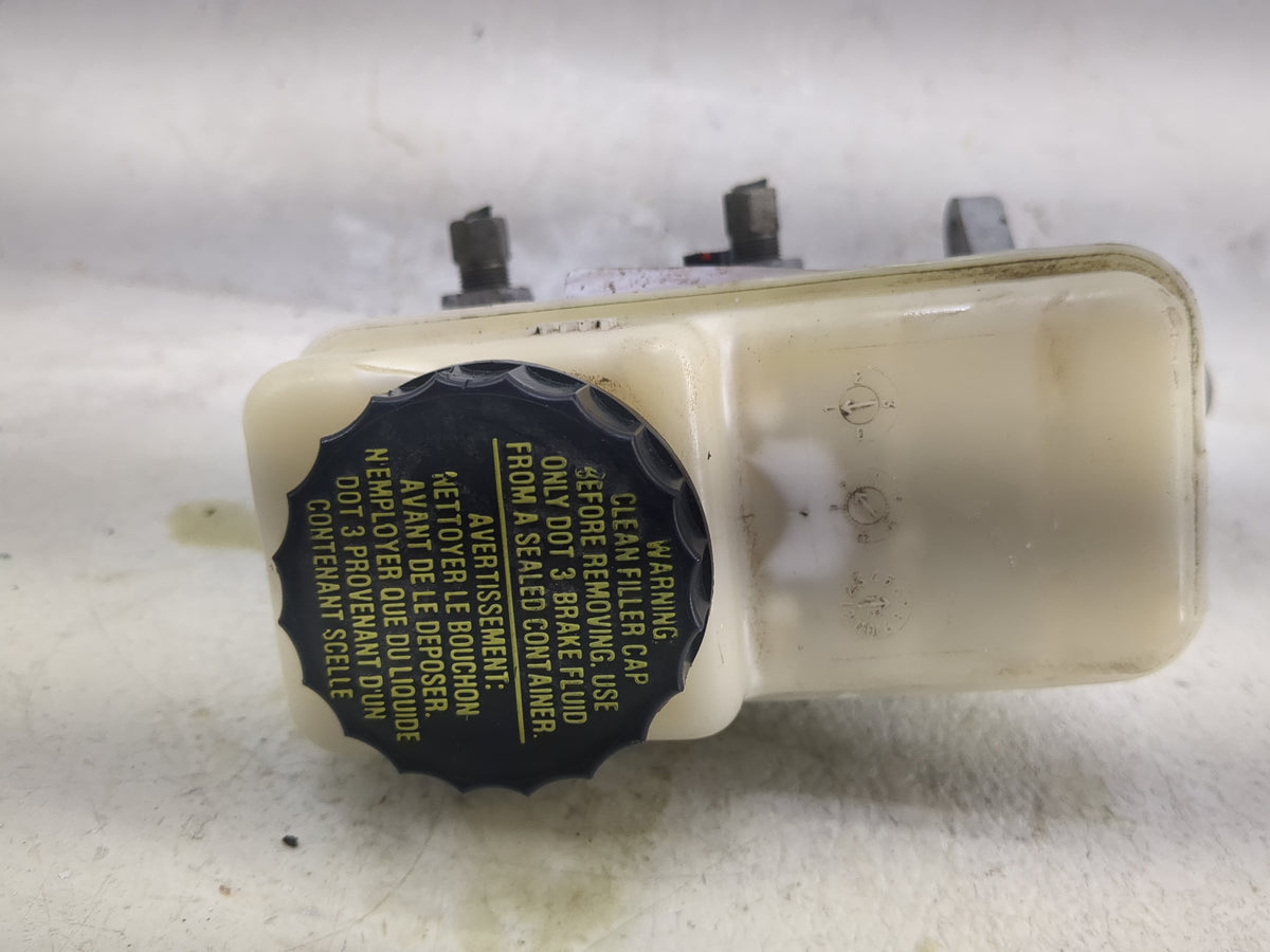 2010-2021 Nissan Frontier Brake Master Cylinder - Oemusedautoparts1.com