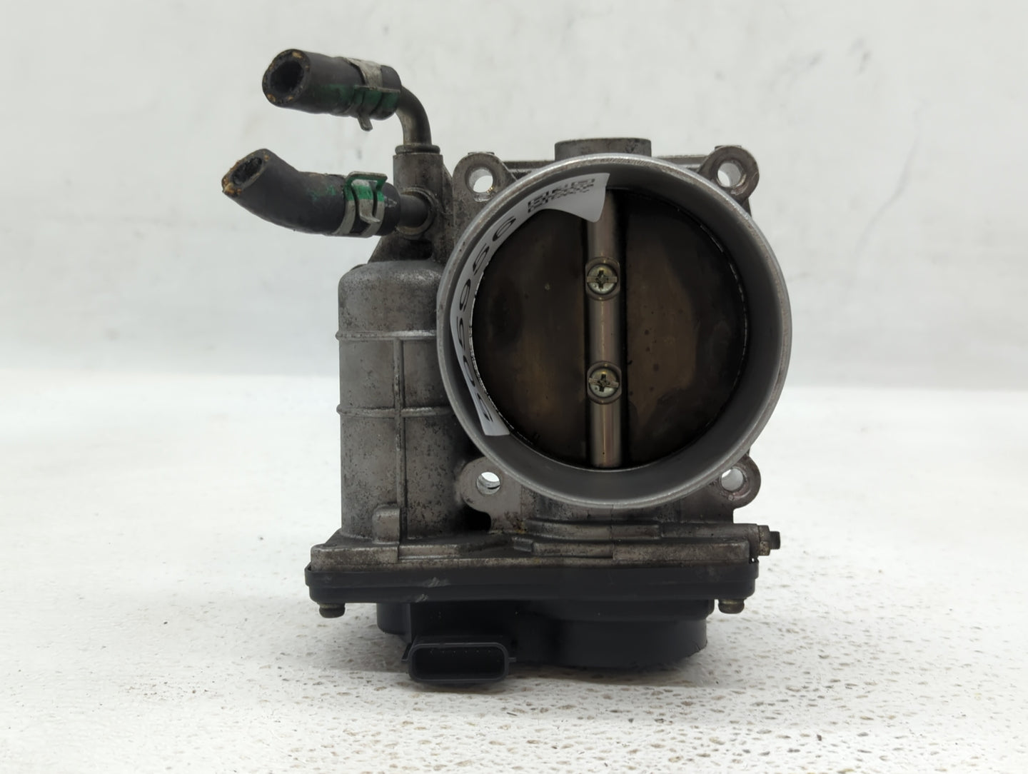 2013-2019 Nissan Frontier Throttle Body P/N:526-01 Fits Fits 2012 2013 2014 2015 2016 2017 2018 2019 2020 OEM Used Auto Part