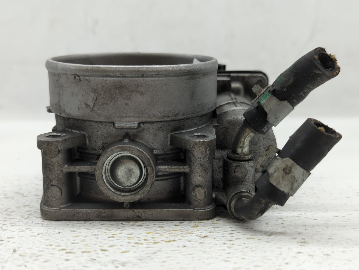 2013-2019 Nissan Frontier Throttle Body P/N:526-01 Fits Fits 2012 2013 2014 2015 2016 2017 2018 2019 2020 OEM Used Auto Part