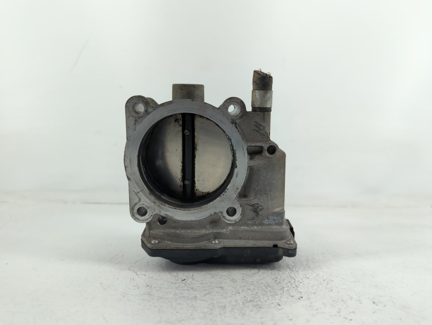2013-2019 Nissan Frontier Throttle Body P/N:16119 7S001 D Fits Fits 2012 2013 2014 2015 2016 2017 2018 2019 2020 OEM Used Au