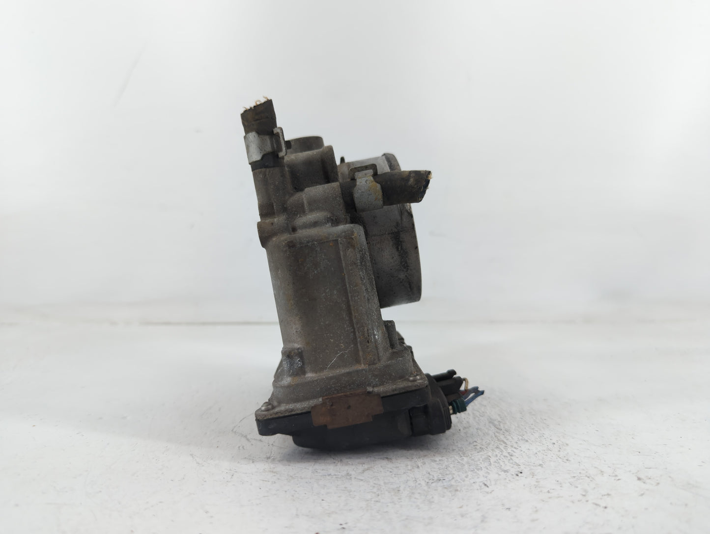 2013-2019 Nissan Frontier Throttle Body P/N:16119 7S001 D Fits Fits 2012 2013 2014 2015 2016 2017 2018 2019 2020 OEM Used Au