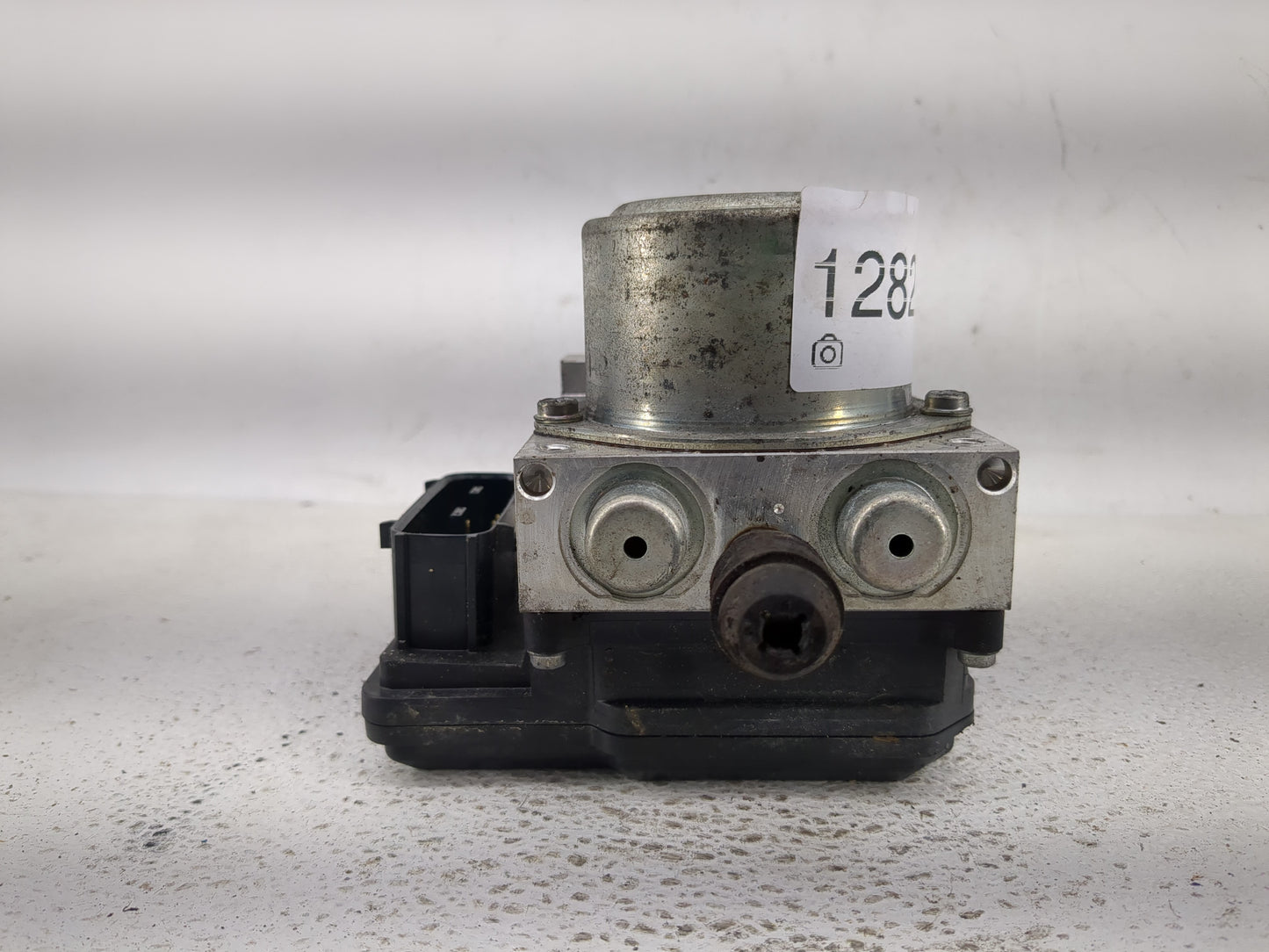 2015-2016 Nissan Juke ABS Pump Control Module Replacement P/N:47660 3YM0C Fits Fits 2015 2016 OEM Used Auto Parts - Oemuseda