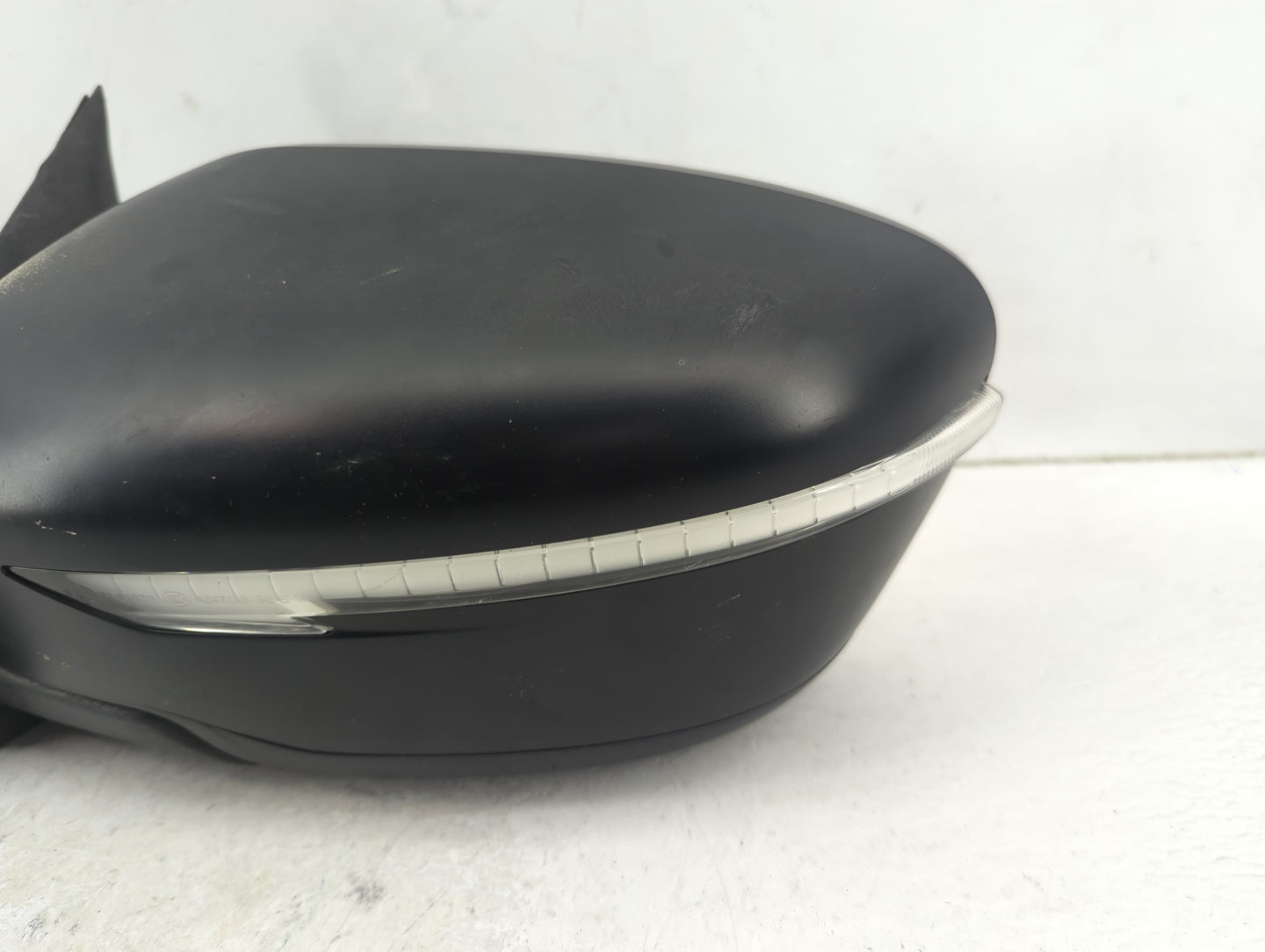 2015-2017 Nissan Juke Driver Side View Mirror - Left Door Mirror OEM Used - Oemusedautoparts1.com