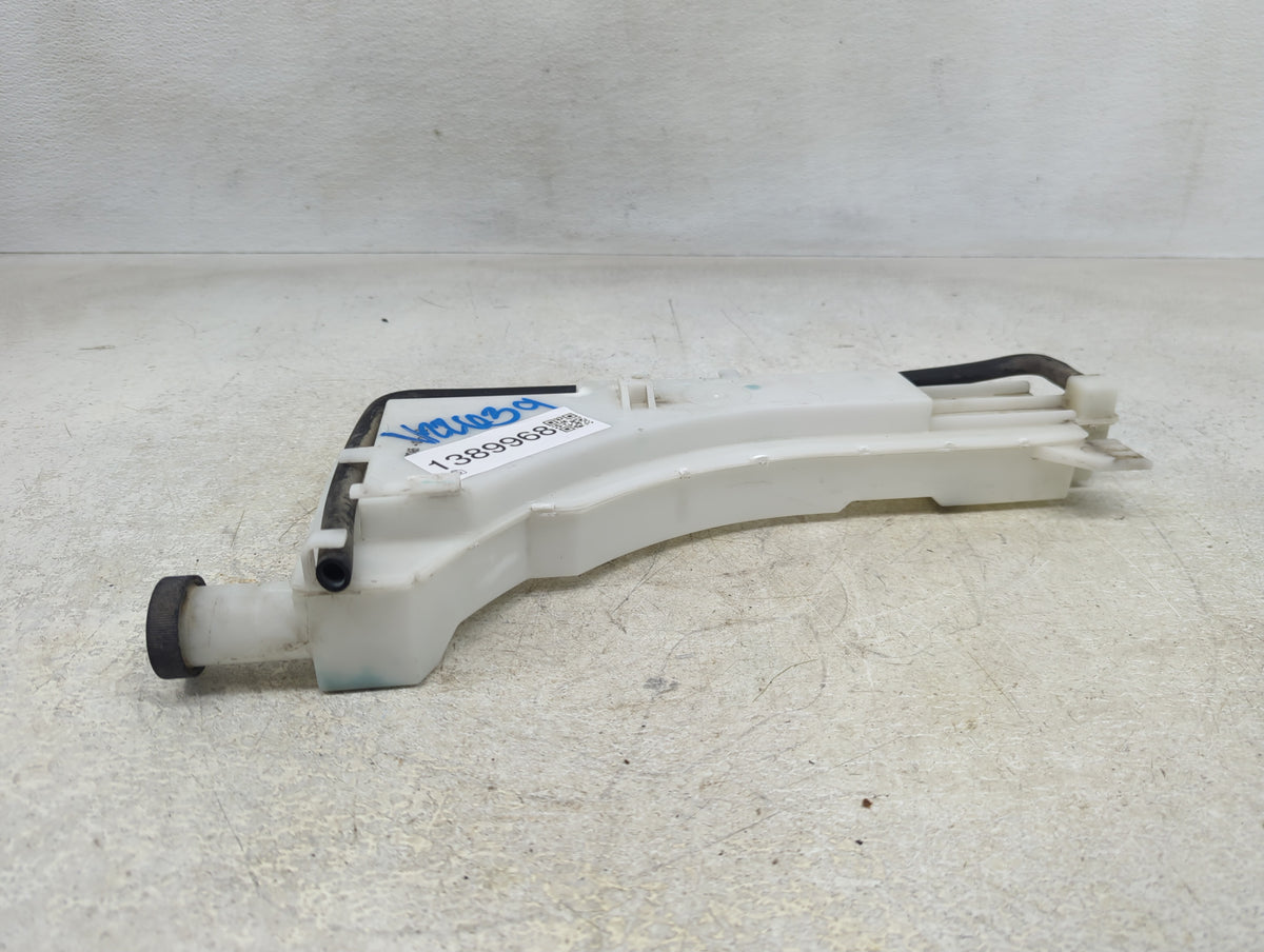 2015-2016 Nissan Juke Radiator Coolant Overflow Expansion Tank Bottle - Oemusedautoparts1.com