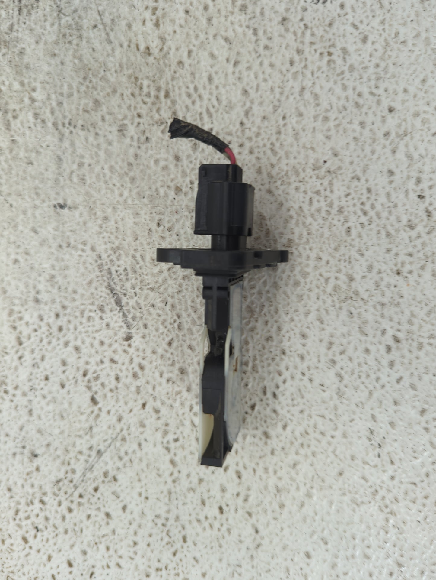 2015-2017 Nissan Juke Mass Air Flow Meter Maf 1485522 - Oemusedautoparts1.com