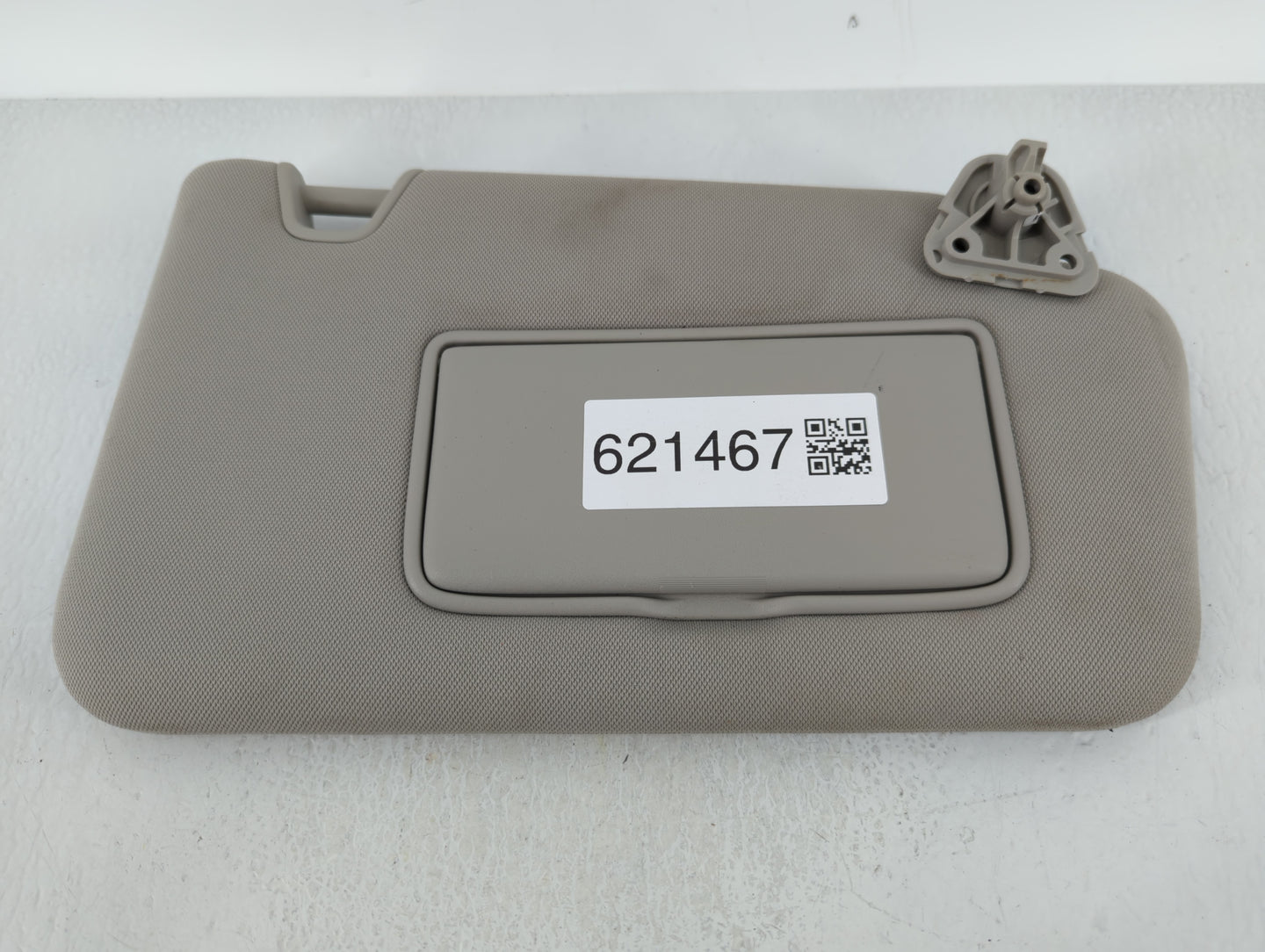 2015-2017 Nissan Juke Sun Visor Shade Replacement Passenger Right Mirror Fits Fits 2015 2016 2017 OEM Used Auto Parts - Oemu