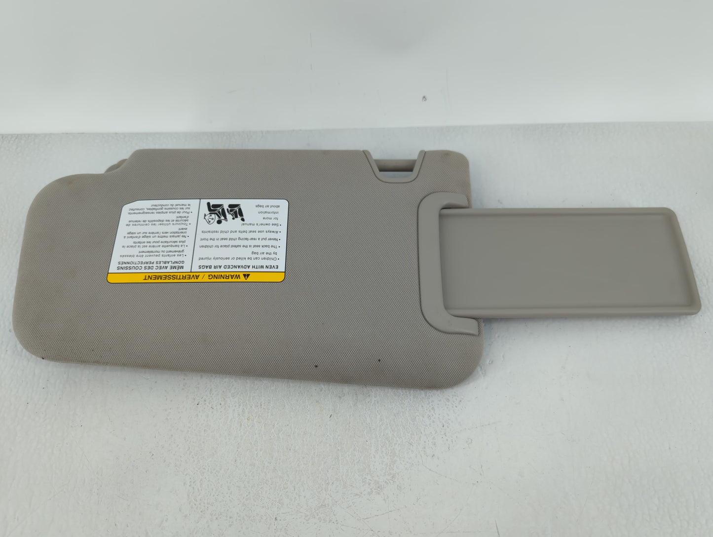 2015-2017 Nissan Juke Sun Visor Shade Replacement Passenger Right Mirror Fits Fits 2015 2016 2017 OEM Used Auto Parts - Oemu