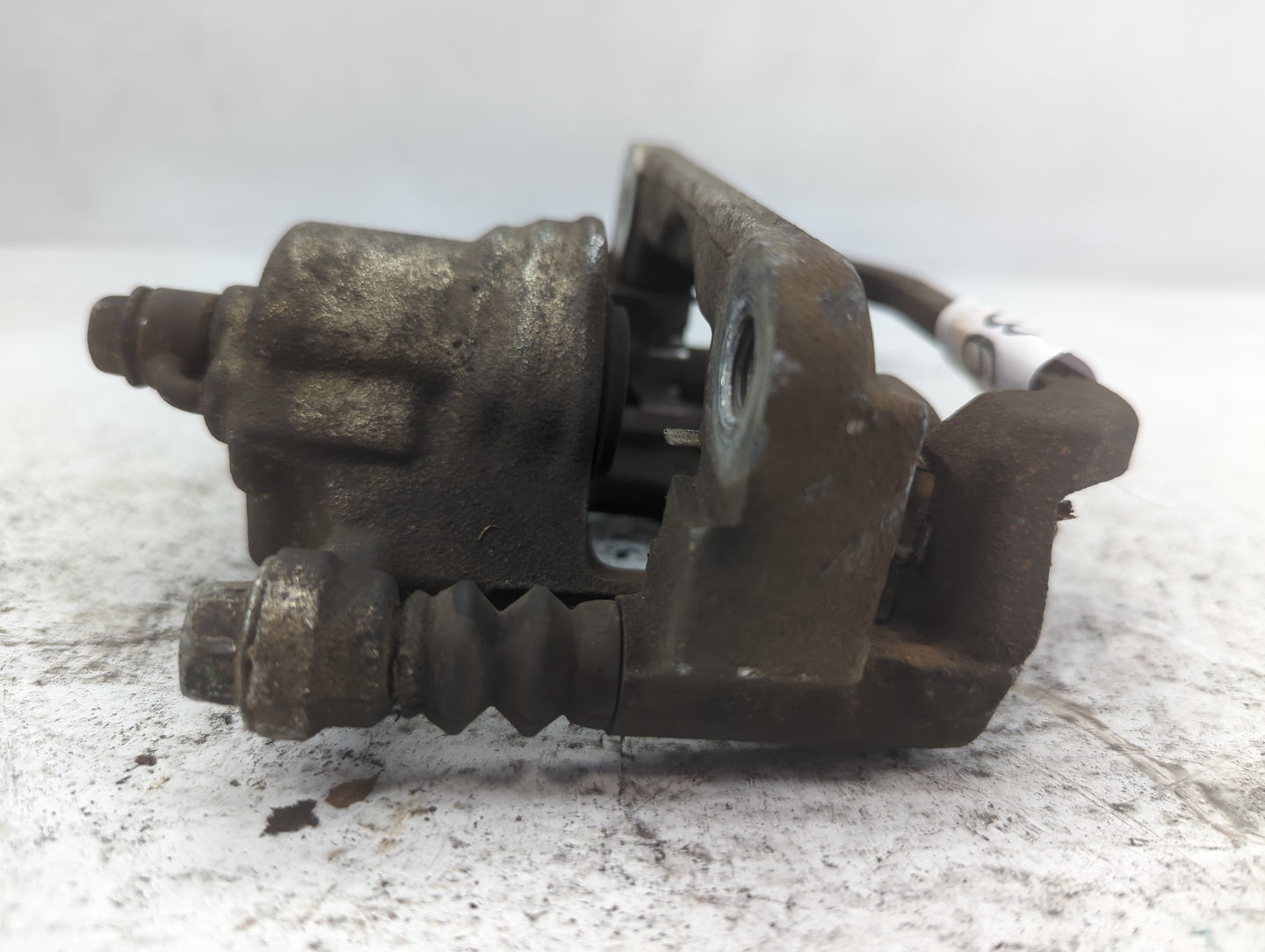 2015-2017 Nissan Juke Front Driver Left Brake Caliper - Oemusedautoparts1.com