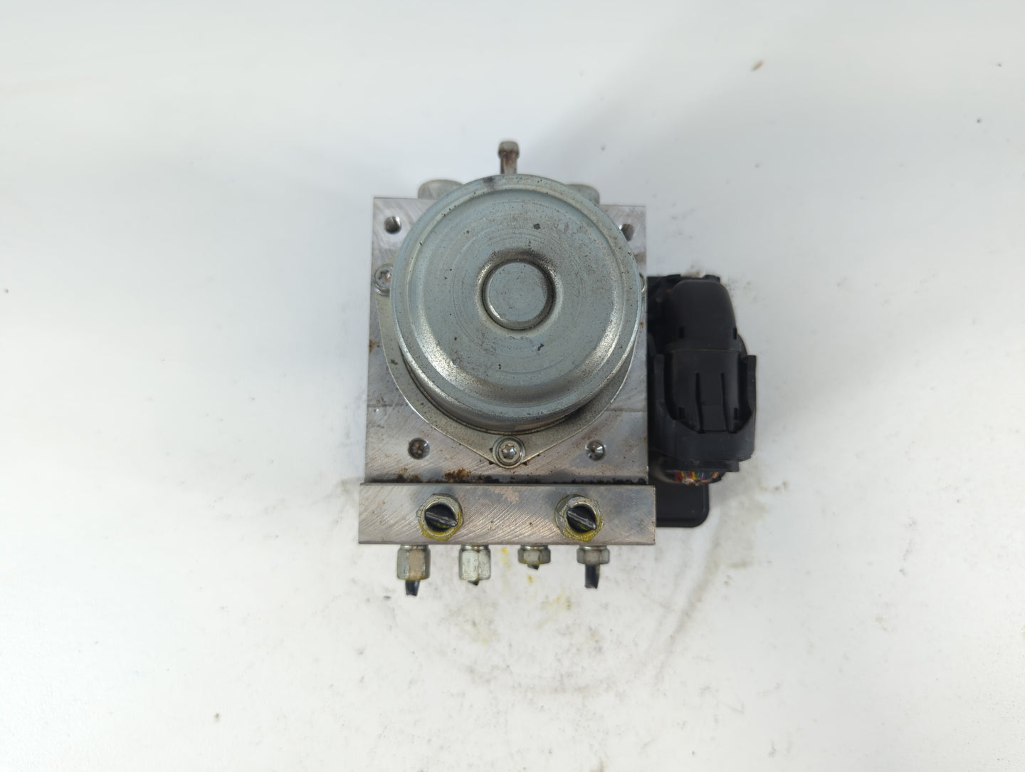 2015-2016 Nissan Juke ABS Pump Control Module Replacement P/N:47660 3YM0C Fits Fits 2015 2016 OEM Used Auto Parts - Oemuseda