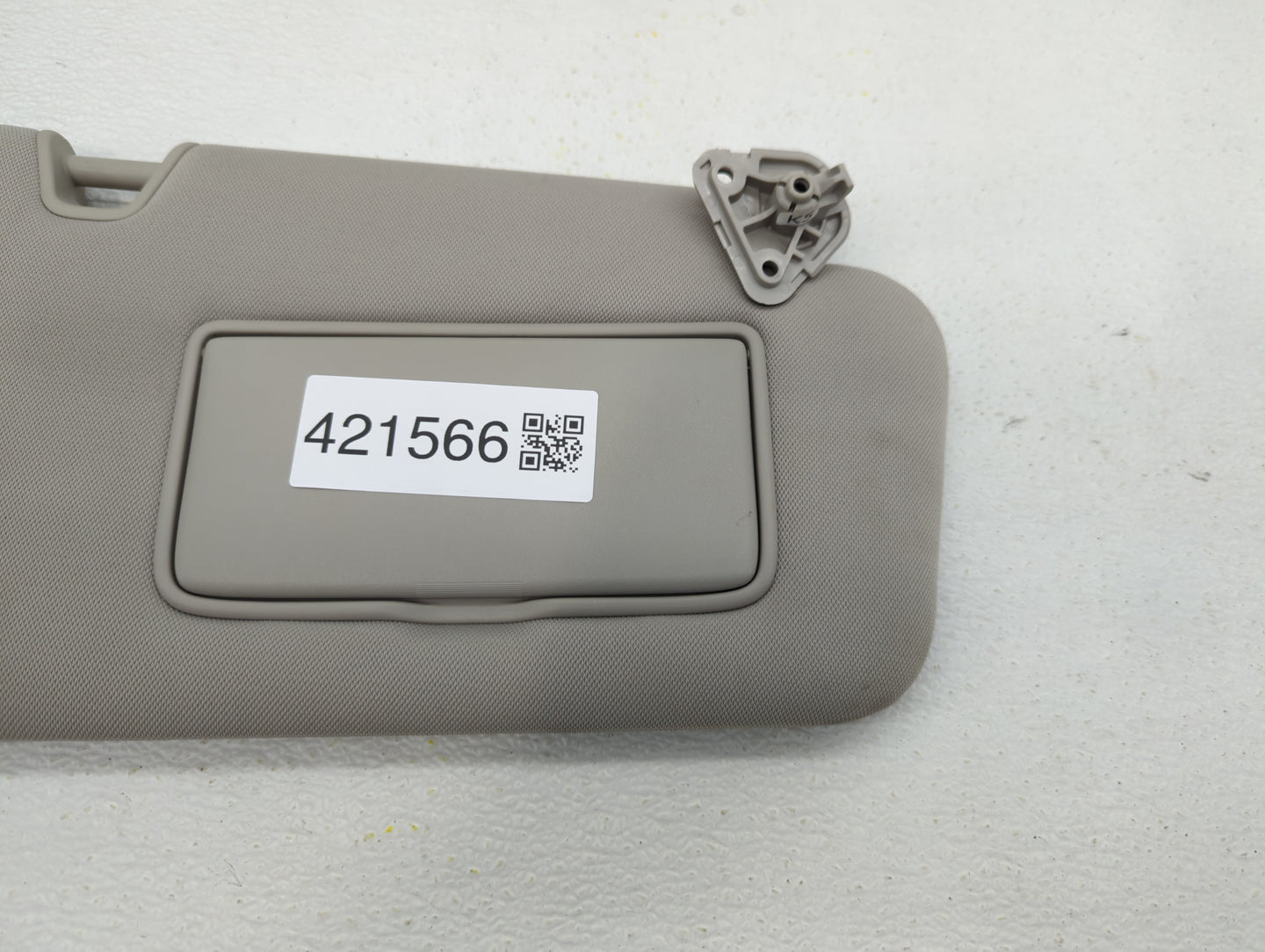 2016 Nissan Juke Sun Visor Shade Replacement Passenger Right Mirror Fits Fits 2015 2017 OEM Used Auto Parts - Oemusedautopar