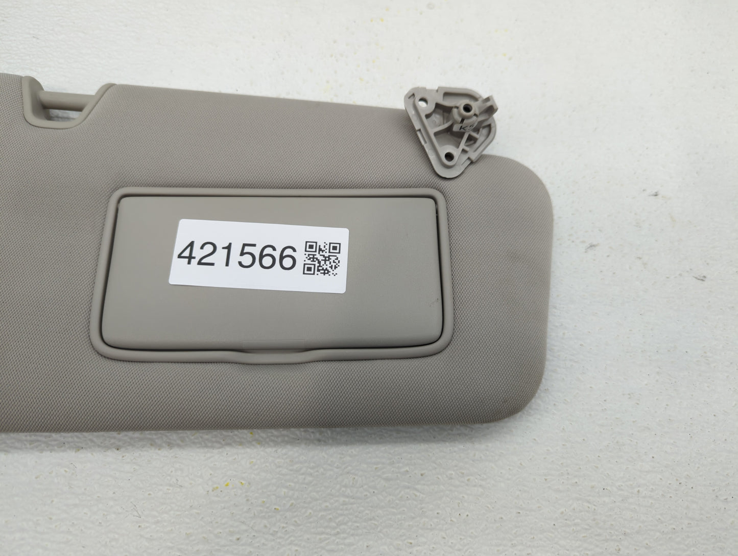 2016 Nissan Juke Sun Visor Shade Replacement Passenger Right Mirror Fits Fits 2015 2017 OEM Used Auto Parts - Oemusedautopar