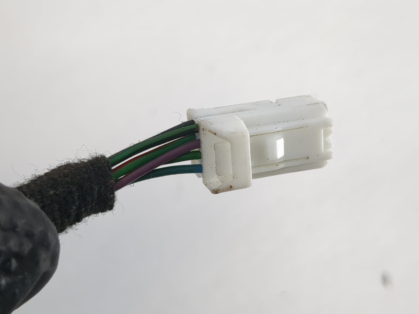 2016-2019 Nissan Maxima Passenger Side View Mirror - Right Door Mirror OEM Used - Oemusedautoparts1.com