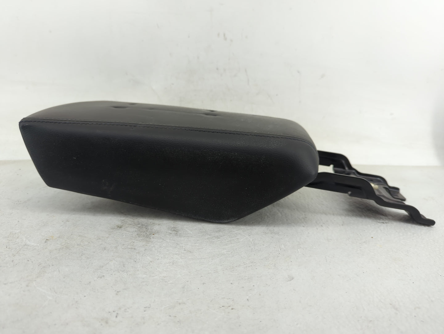2016 Nissan Maxima Center Console Armrest Cover Lid Fits OEM Used Auto Parts - Oemusedautoparts1.com