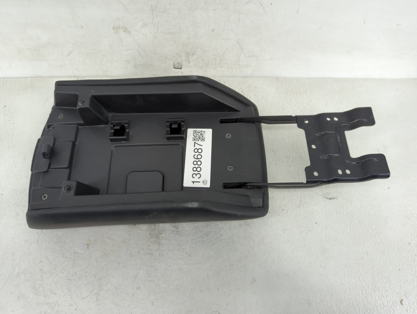2016 Nissan Maxima Center Console Armrest Cover Lid Fits OEM Used Auto Parts - Oemusedautoparts1.com