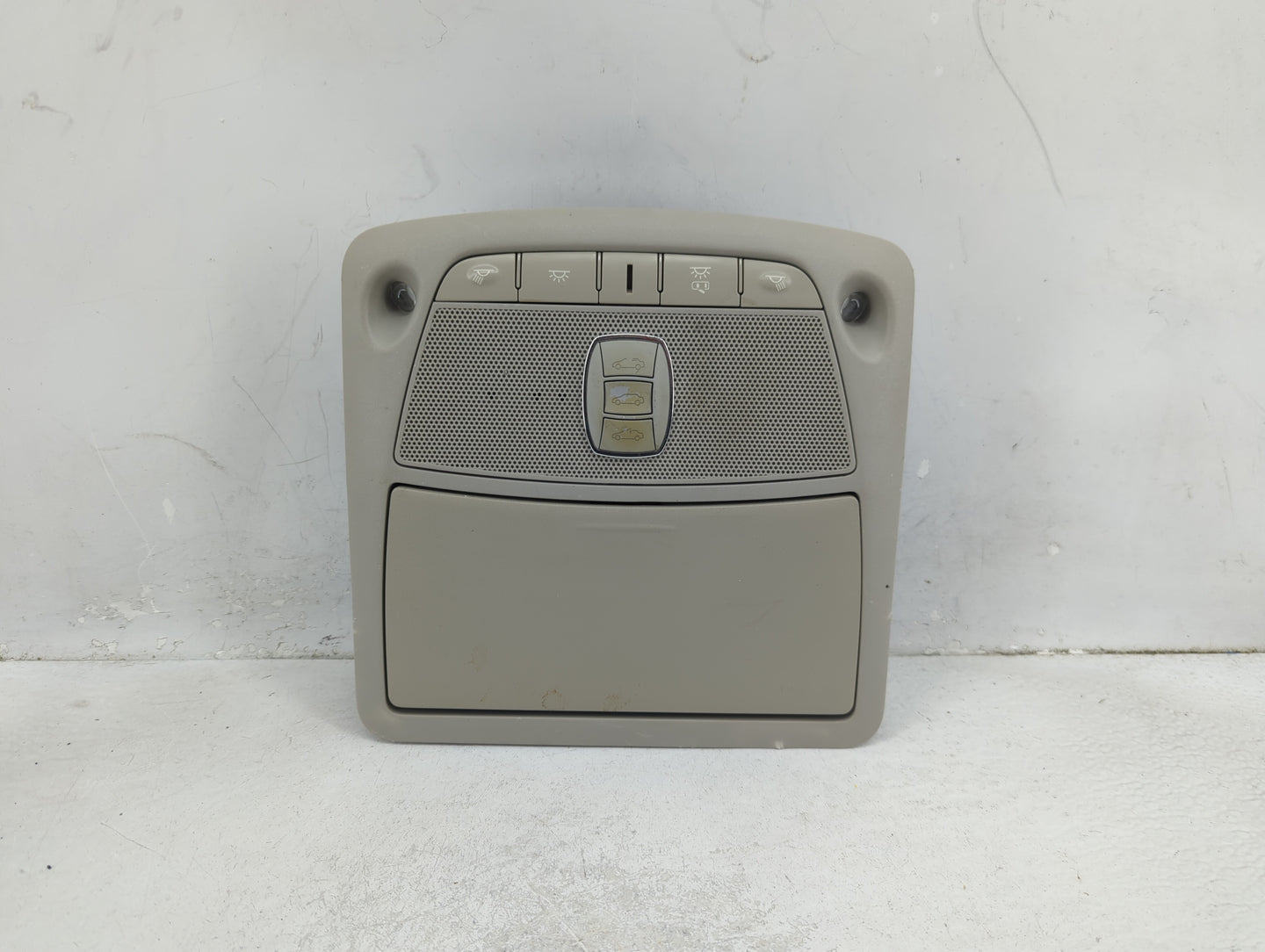 2016-2016 Nissan Maxima Overhead Roof Console - Oemusedautoparts1.com
