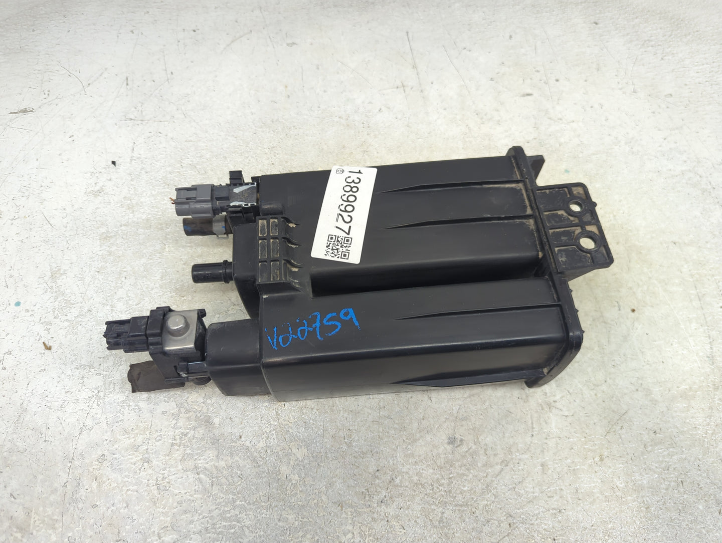 2016 Nissan Maxima Fuel Vapor Charcoal Canister - Oemusedautoparts1.com