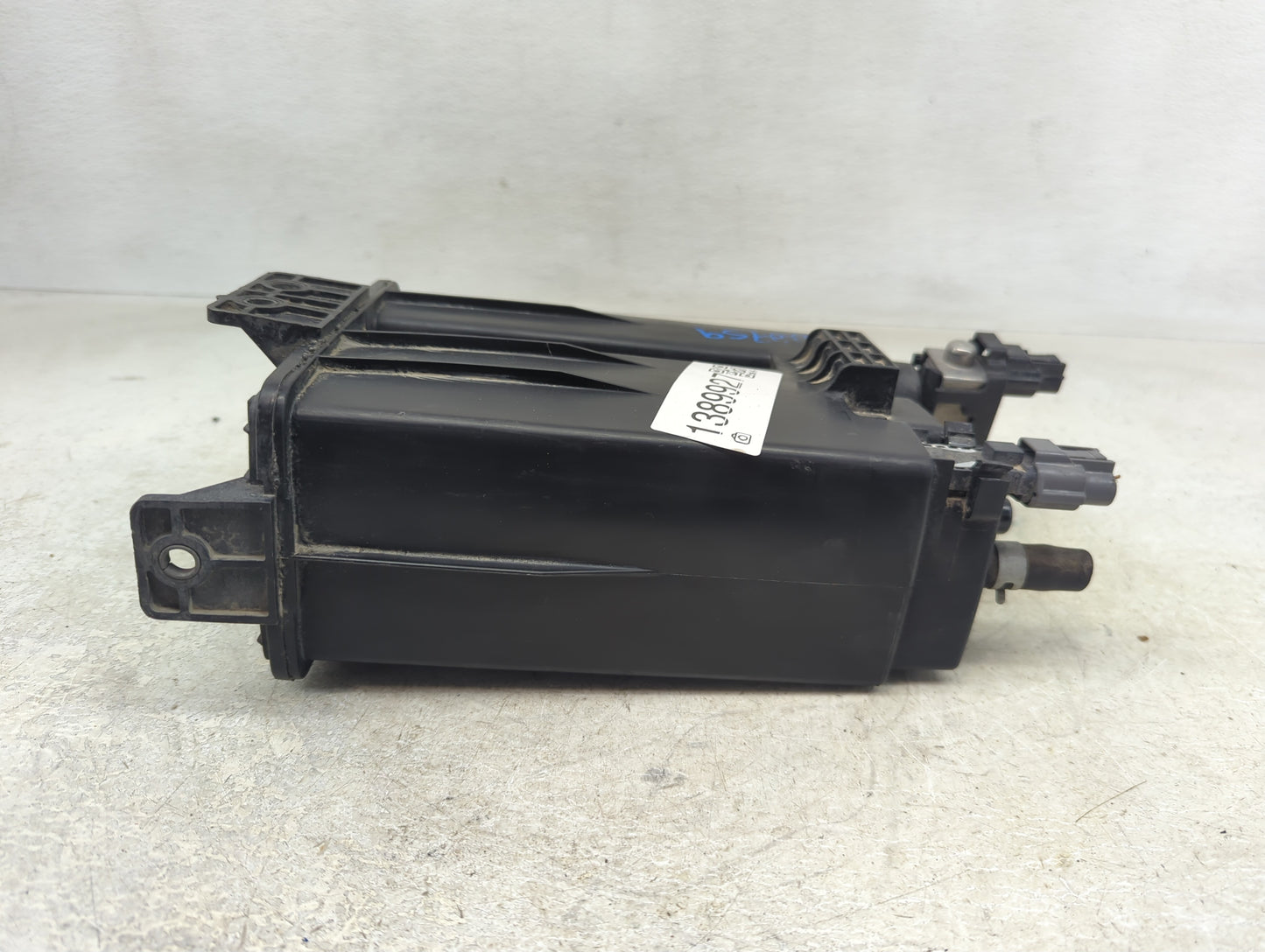 2016 Nissan Maxima Fuel Vapor Charcoal Canister - Oemusedautoparts1.com