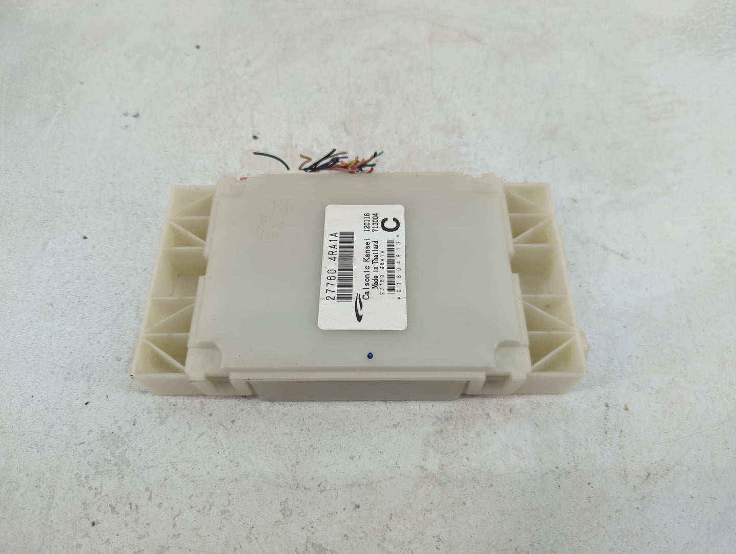 2016-2017 Nissan Maxima Temperature Control Module 27760 4ra1a - Oemusedautoparts1.com