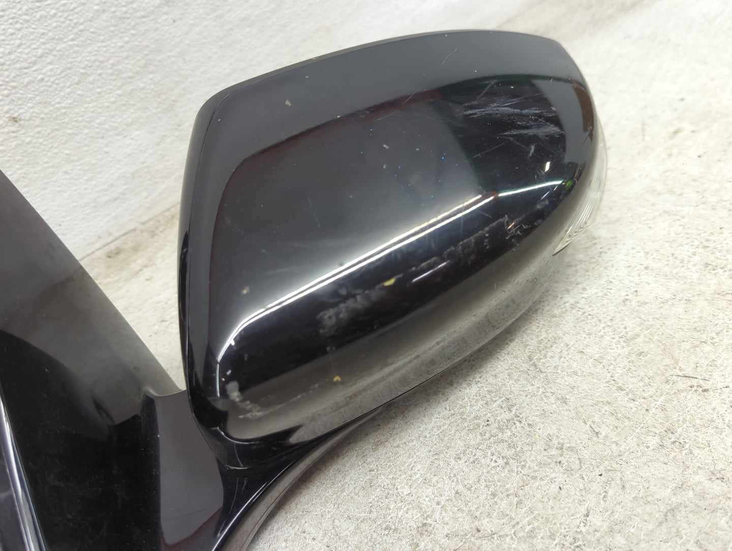 2016-2019 Nissan Maxima Driver Side View Mirror - Left Door Mirror OEM Used - Oemusedautoparts1.com