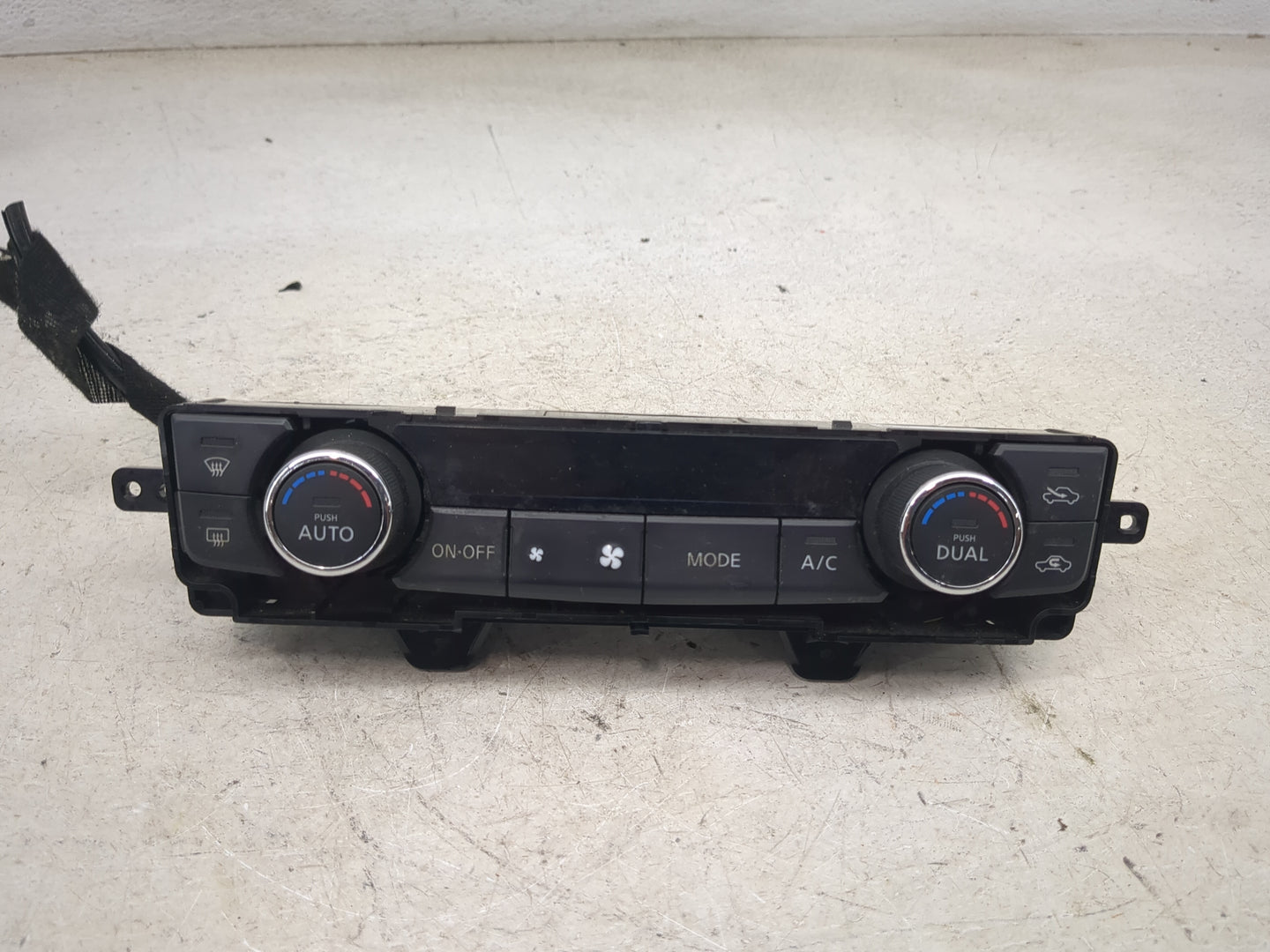 2016-2021 Nissan Maxima Climate Control Module Temperature AC/Heater Replacement P/N:27500 4RA0A Fits OEM Used Auto Parts - 