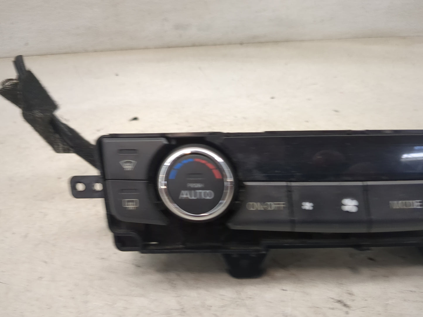 2016-2021 Nissan Maxima Climate Control Module Temperature AC/Heater Replacement P/N:27500 4RA0A Fits OEM Used Auto Parts - 