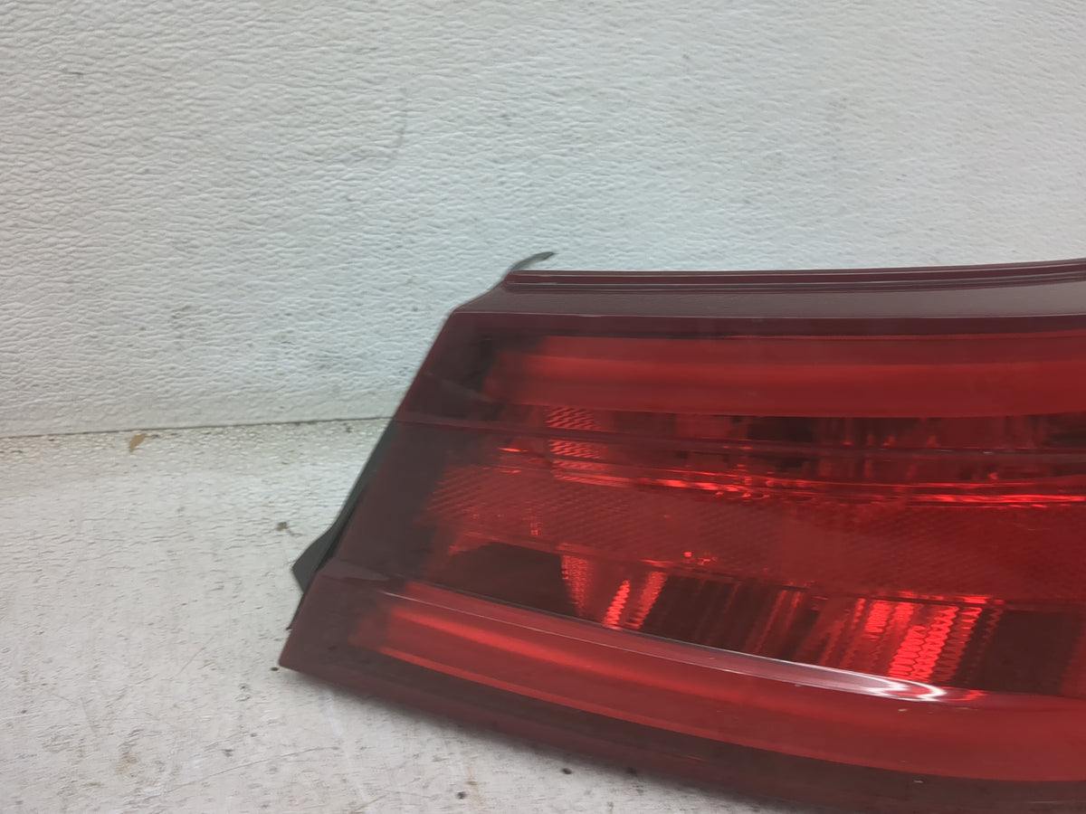 2016-2018 Nissan Maxima Tail Light Assembly Passenger Right OEM P/N:315-1986R-AS Fits Fits 2016 2017 2018 OEM Used Auto Part