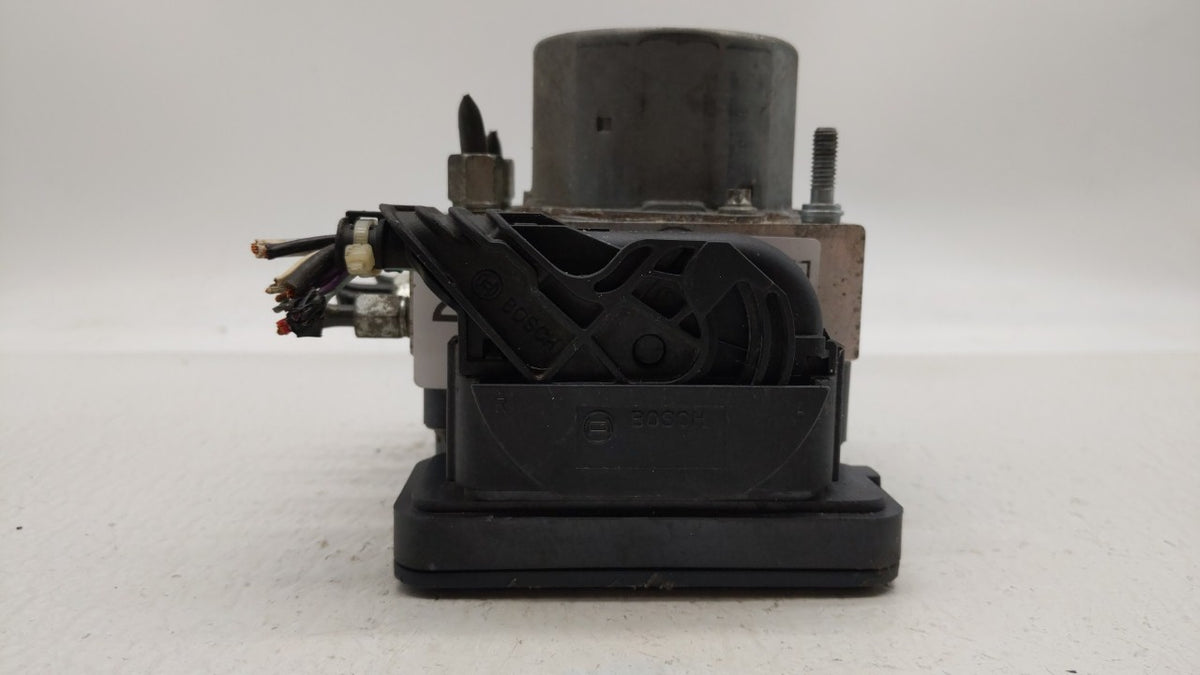 2016-2017 Nissan Maxima Anti-Lock Brake ABS Pump Module Actuator OEM P/N:47660 4RA0A Fits Fits 2016 2017 OEM Used Auto Parts