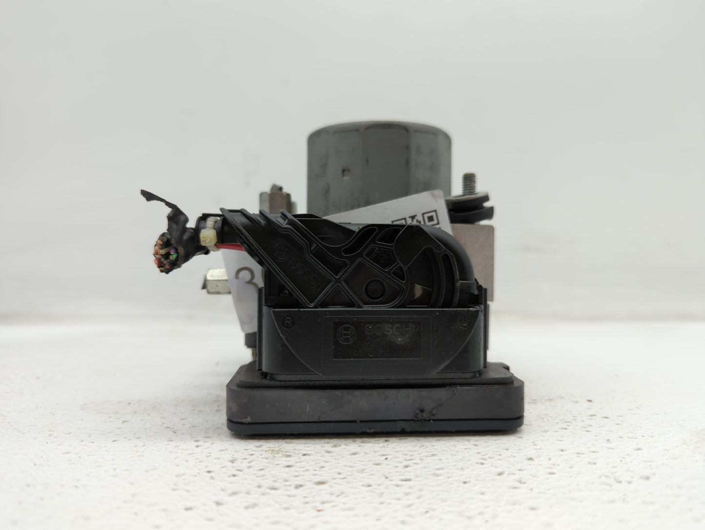 2016-2017 Nissan Maxima ABS Pump Control Module Replacement P/N:47660 4RA0A Fits Fits 2016 2017 OEM Used Auto Parts - Oemuse