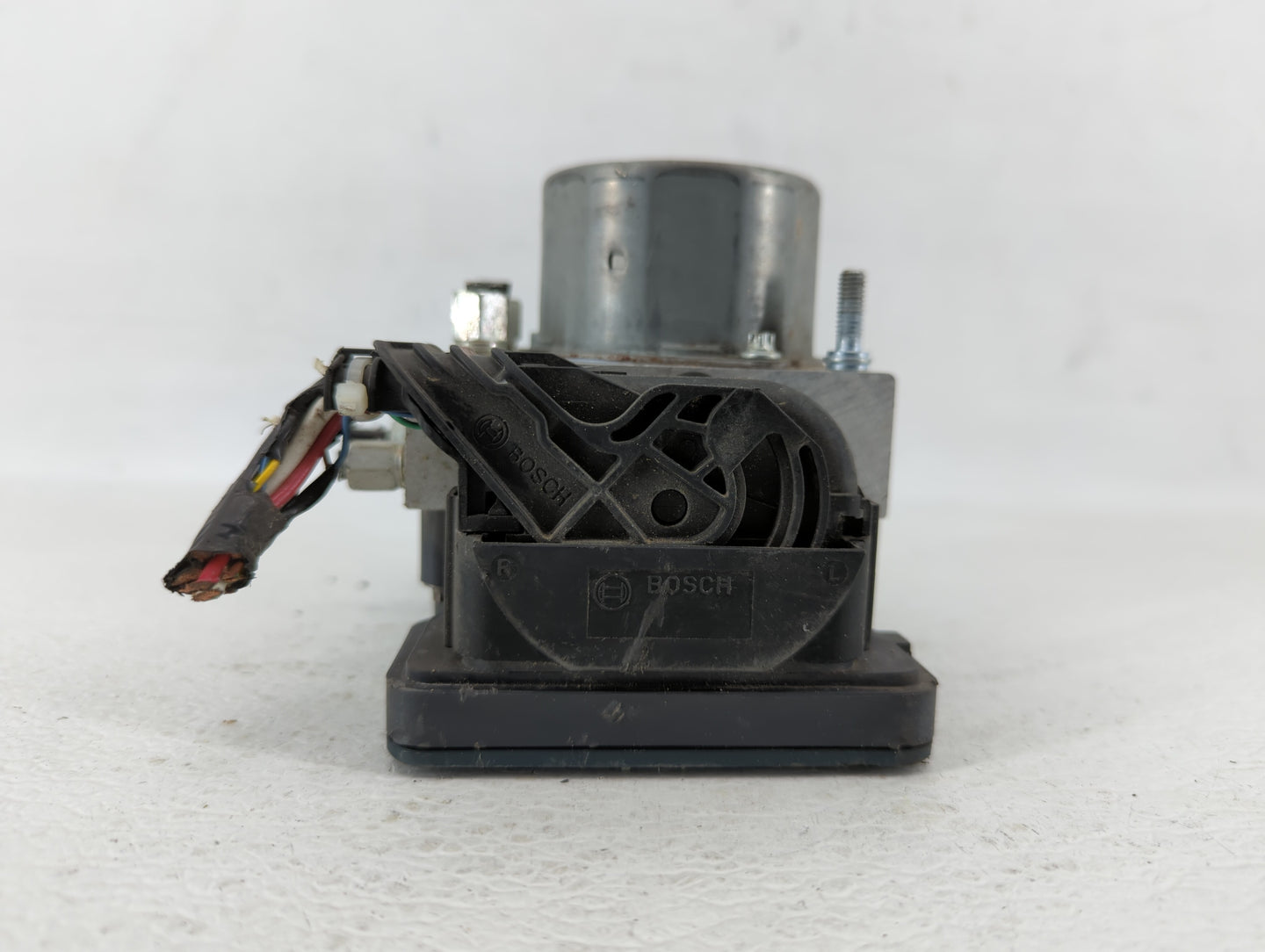 2016-2017 Nissan Maxima ABS Pump Control Module Replacement P/N:47660 4RA0A Fits Fits 2016 2017 OEM Used Auto Parts - Oemuse