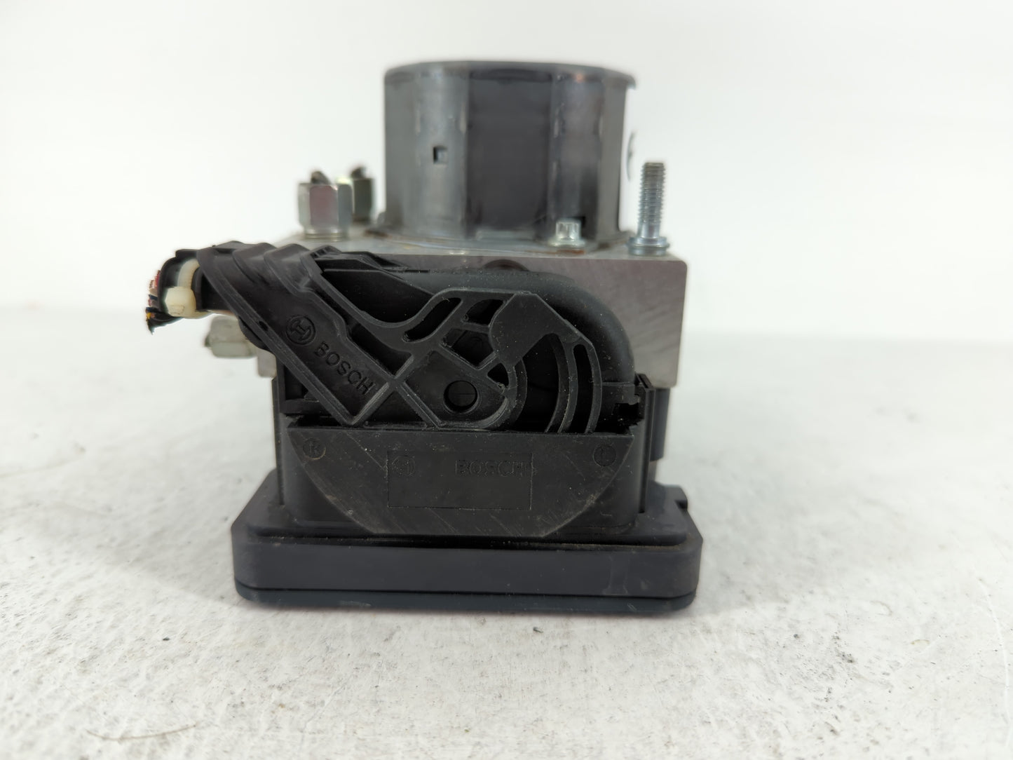 2016-2017 Nissan Maxima ABS Pump Control Module Replacement P/N:47660 4RA0A Fits Fits 2016 2017 OEM Used Auto Parts - Oemuse
