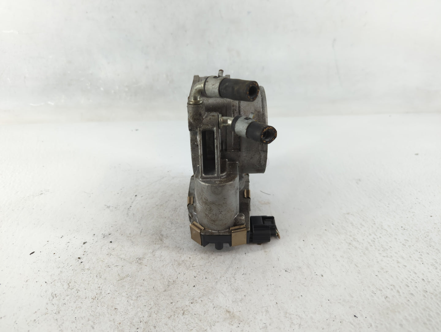 2016-2020 Nissan Maxima Throttle Body P/N:RME75-50 Fits Fits 2016 2017 2018 2019 2020 OEM Used Auto Parts - Oemusedautoparts