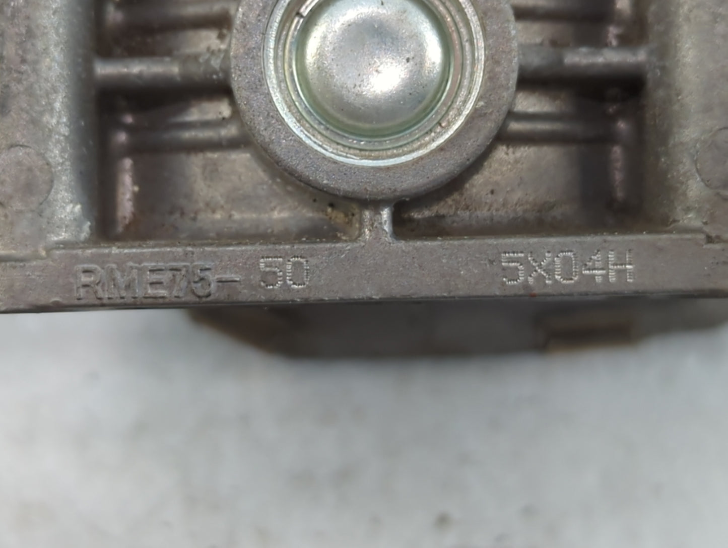 2016-2020 Nissan Maxima Throttle Body P/N:5X04H RME75-50 Fits Fits 2016 2017 2018 2019 2020 OEM Used Auto Parts - Oemusedaut