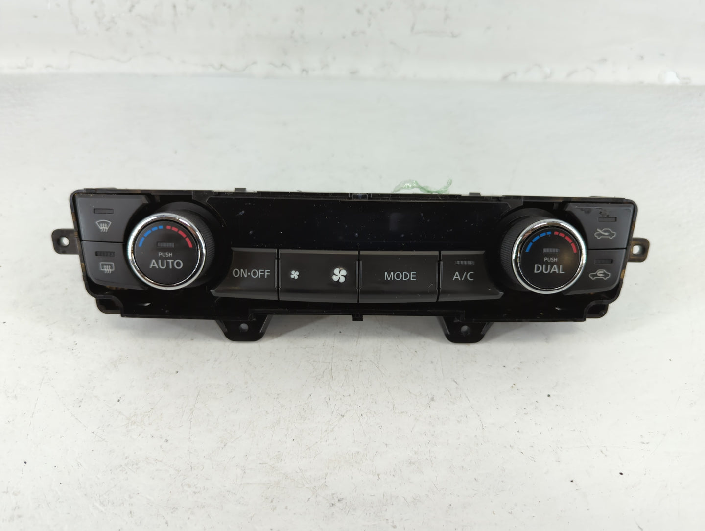 2016-2021 Nissan Maxima Climate Control Module Temperature AC/Heater Replacement P/N:E1062271 27500 4RA0A Fits OEM Used Auto