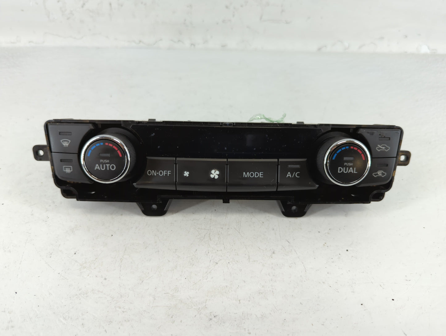 2016-2021 Nissan Maxima Climate Control Module Temperature AC/Heater Replacement P/N:E1062271 27500 4RA0A Fits OEM Used Auto