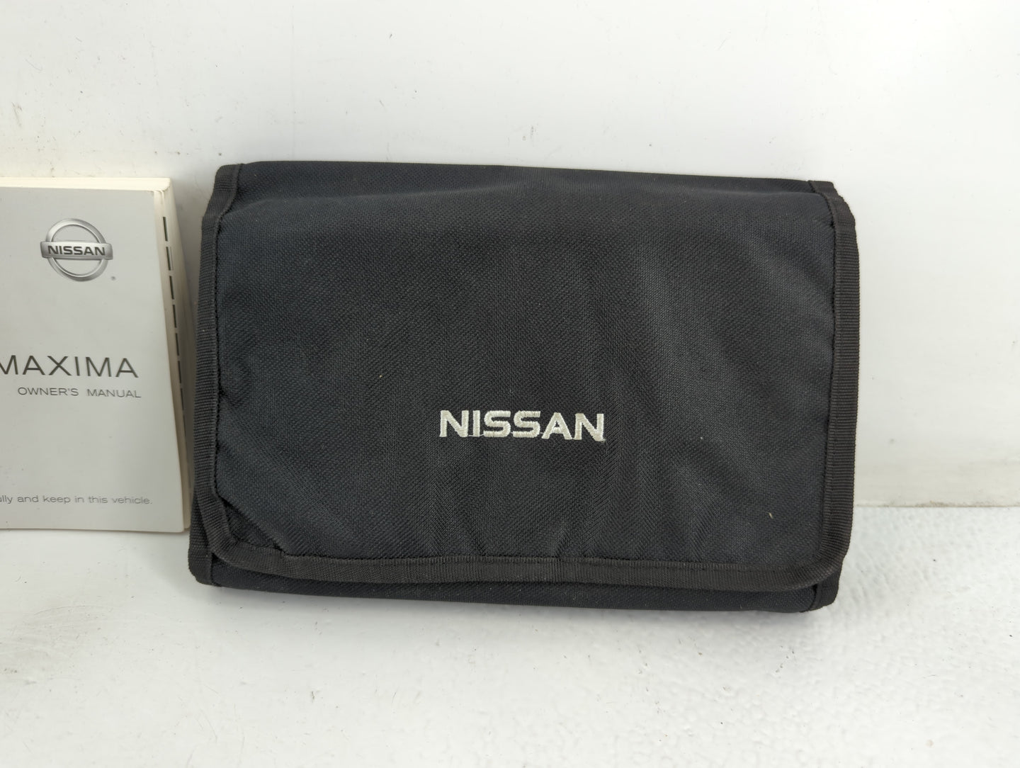 2016 Nissan Maxima Owners Manual Book Guide P/N:OM16EA OA36U0 OEM Used Auto Parts - Oemusedautoparts1.com