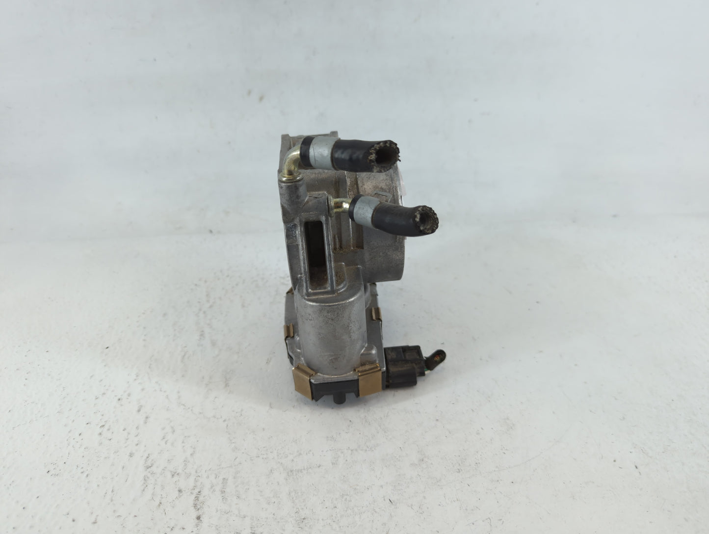 2016-2020 Nissan Maxima Throttle Body P/N:161196TA0A01 Fits Fits 2016 2017 2018 2019 2020 OEM Used Auto Parts - Oemusedautop