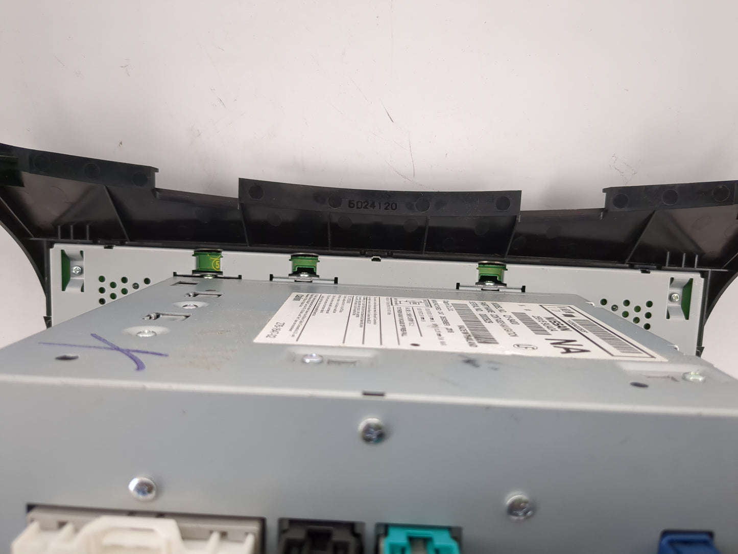 2016-2017 Nissan Murano Radio AM FM Cd Player Receiver Replacement P/N:25915 9UA0A Fits Fits 2016 2017 OEM Used Auto Parts -