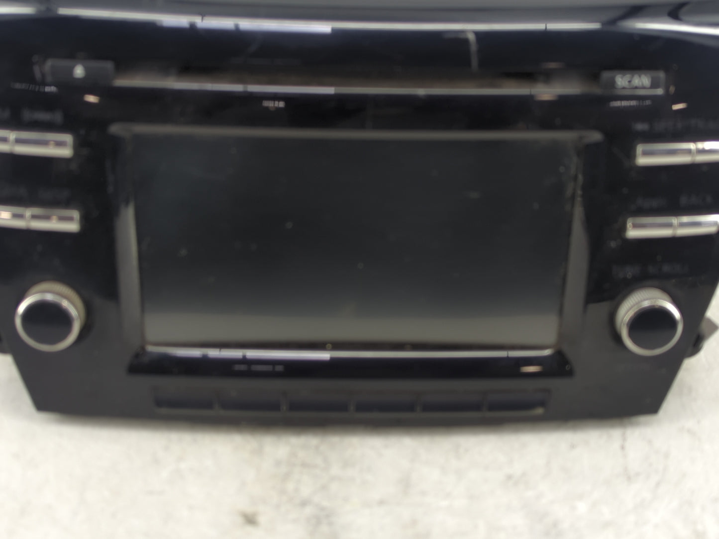 2015-2016 Nissan Murano Radio AM FM Cd Player Receiver Replacement P/N:28185 5AA0D Fits Fits 2015 2016 OEM Used Auto Parts -