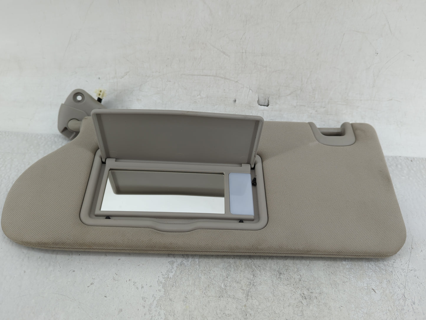 2015-2018 Nissan Murano Sun Visor Shade Replacement Driver Left Mirror Fits Fits 2015 2016 2017 2018 OEM Used Auto Parts - O