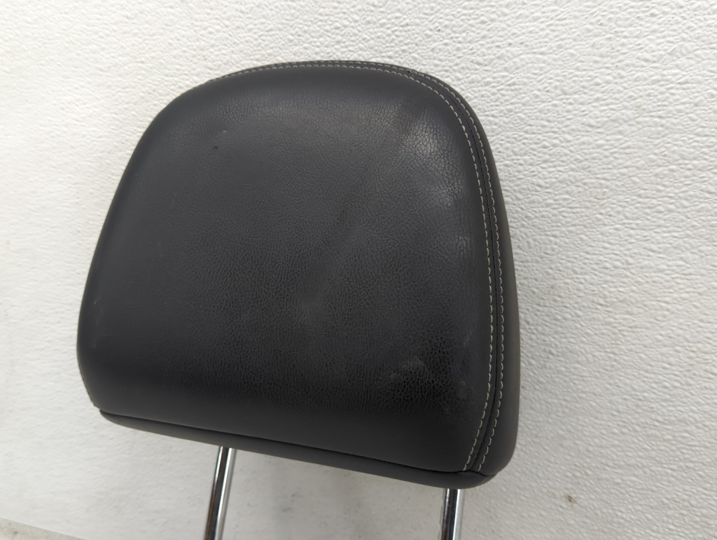 2015-2017 Nissan Murano Headrest Head Rest Rear Seat Fits Fits 2015 2016 2017 OEM Used Auto Parts - Oemusedautoparts1.com