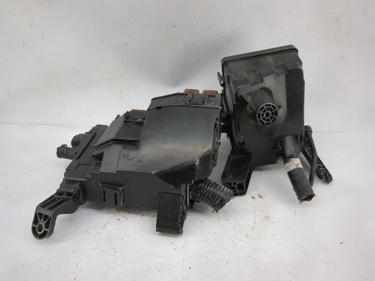 2015-2022 Nissan Murano Fusebox Fuse Box Panel Relay Module Fits Fits 2015 2016 2017 2018 2019 2020 2021 2022 OEM Used Auto 